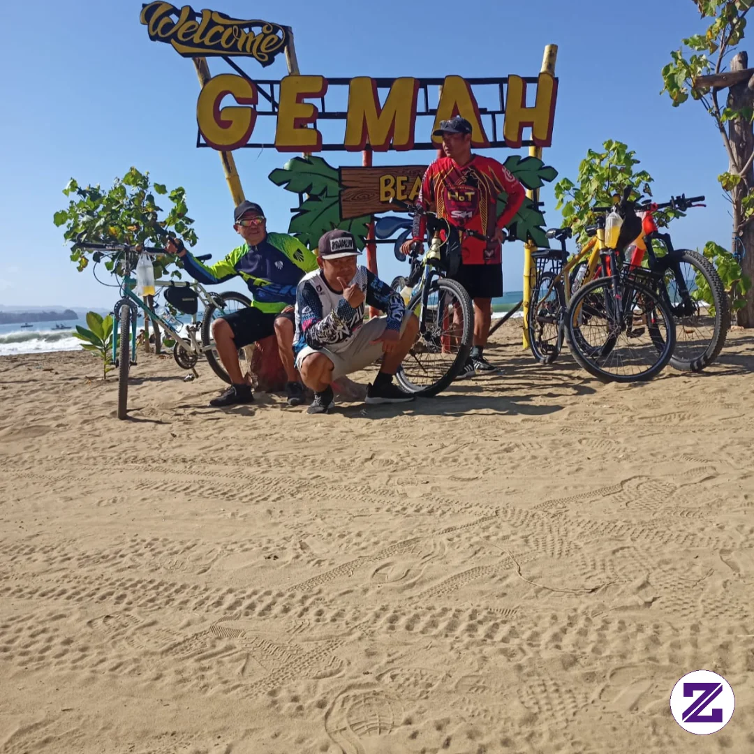 Pantai Gemah Sangat Indah Bolo #tulungagung24jam #pantaiindah #pantaigemah