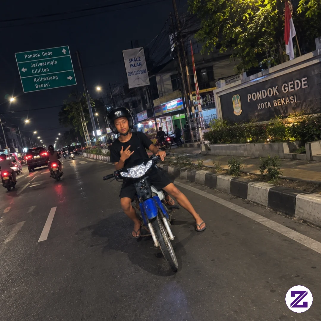 Jalan Jalan Malam Ke Pondok Gede.