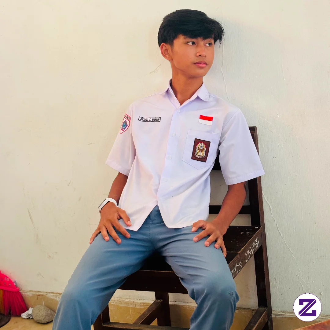 Foto Di Sekolah Gua