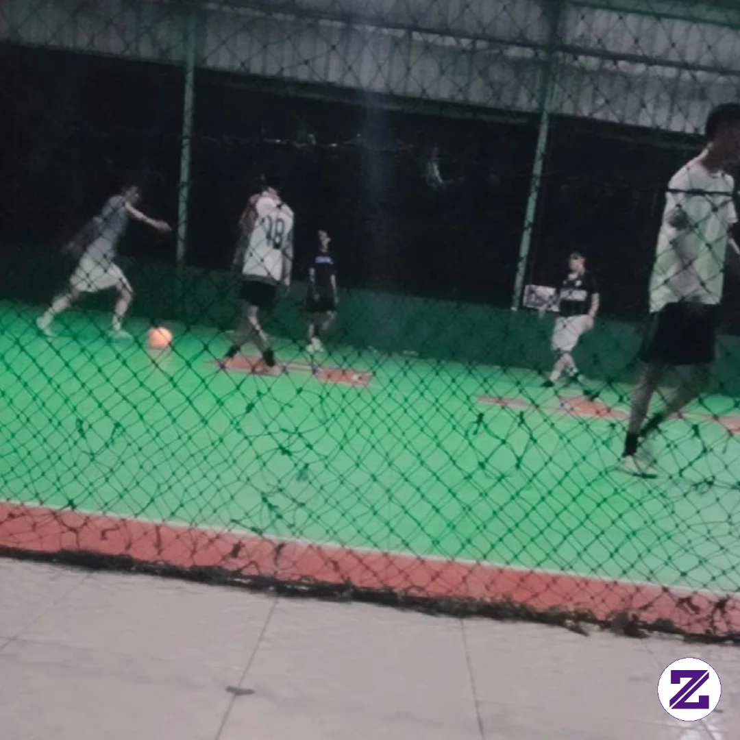 Bermain Bola Dulu Temen"
