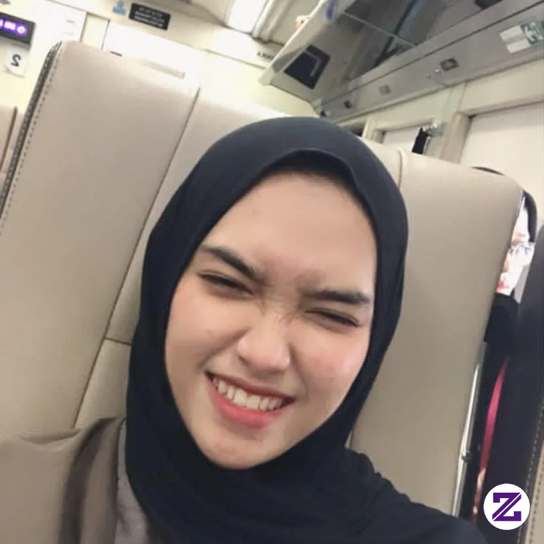 Daun Yang Jatuh Tidak Pernah Membenci Angin