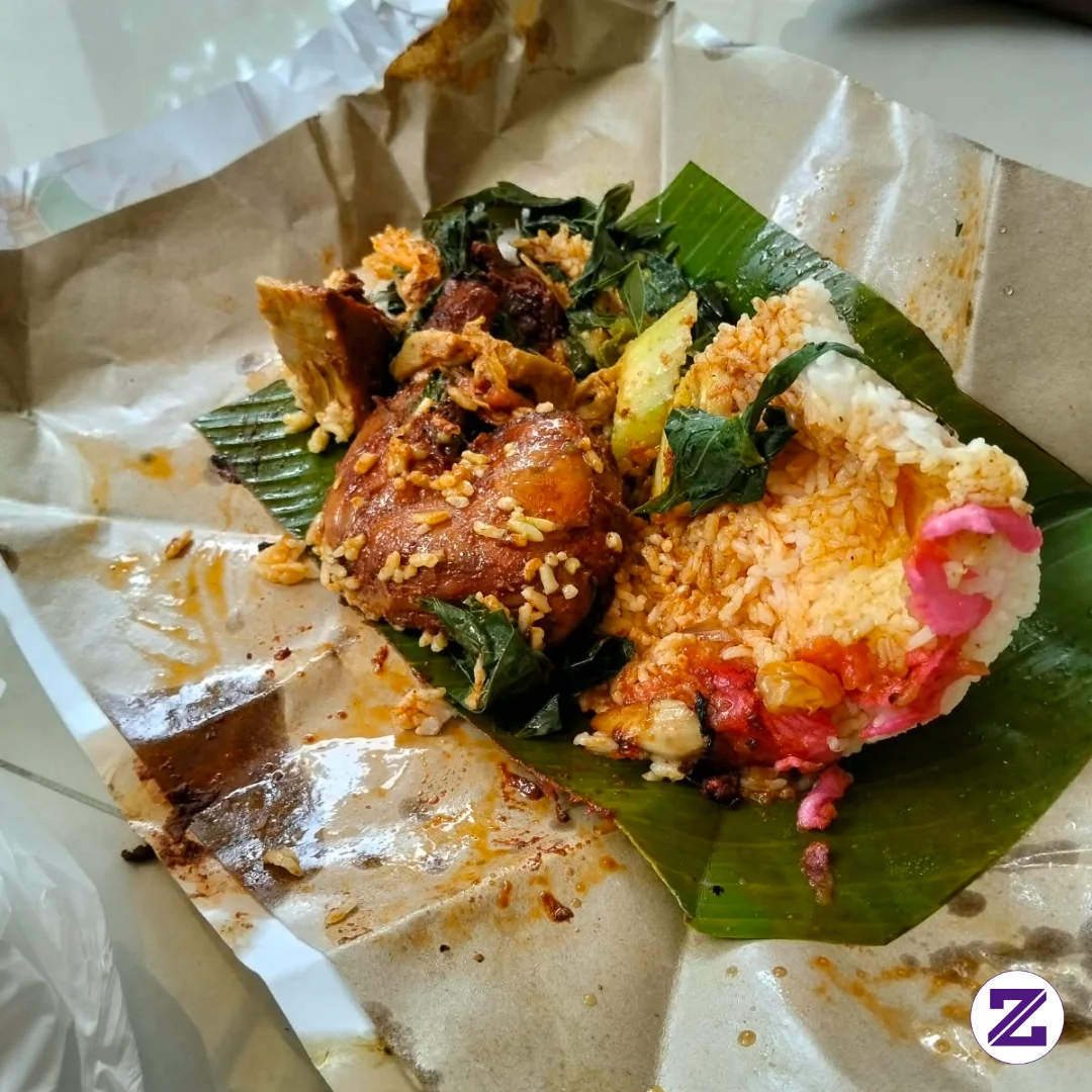 Hyu Makan Sama Ayam Goreng Iya
