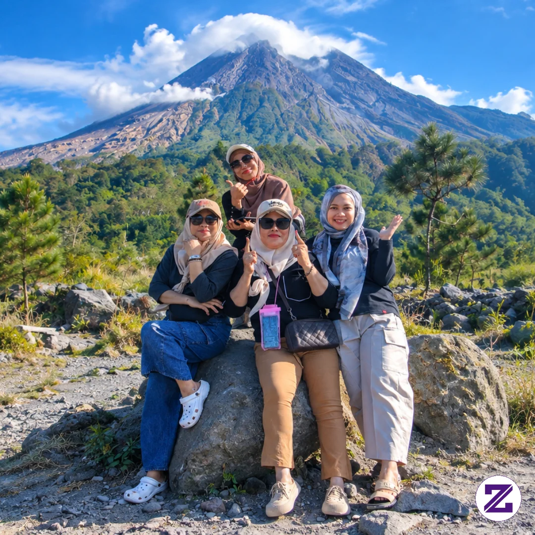 Empat Sahabat Di Kaki Gunung !!