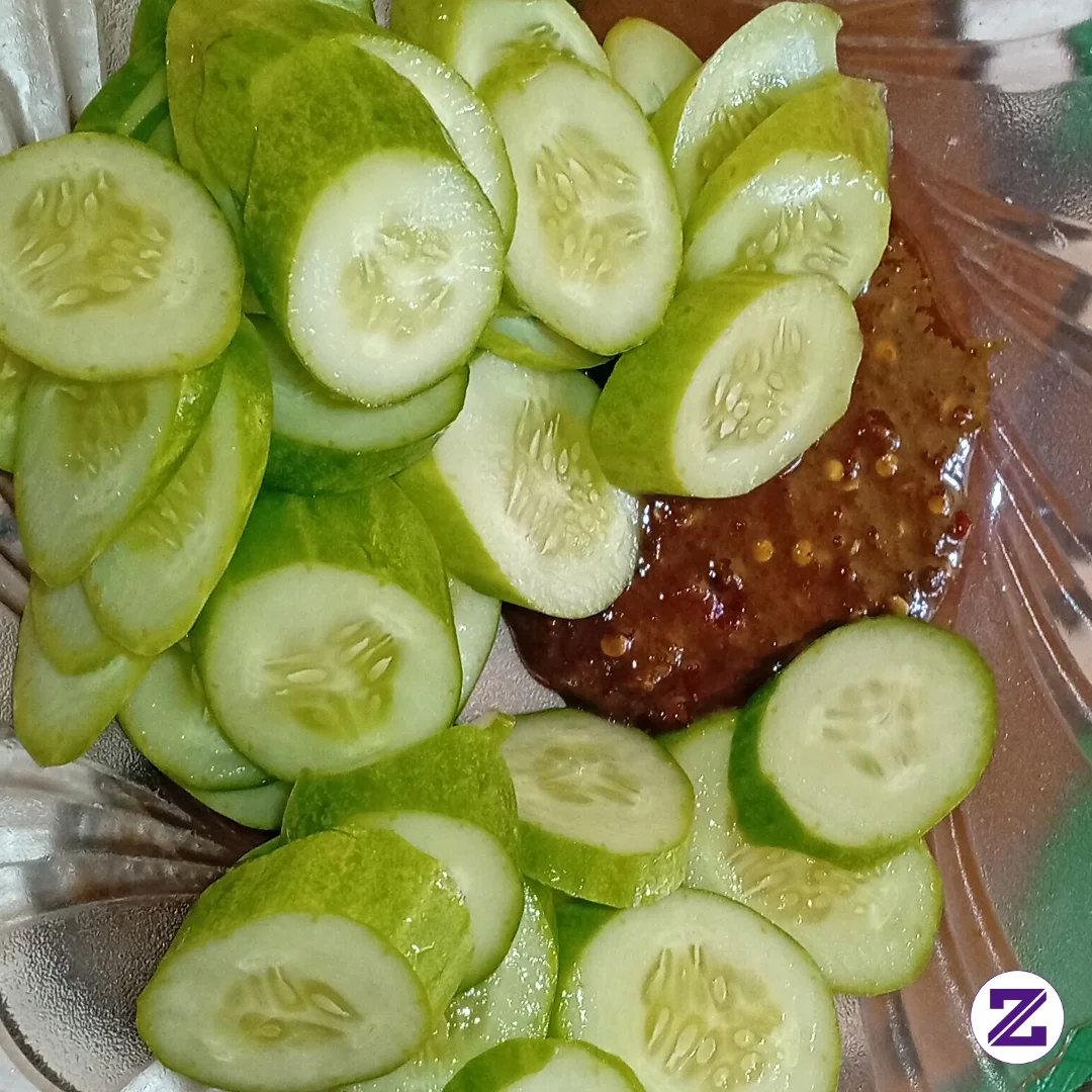 Rujak Timun Enak Sekali Ini Seger