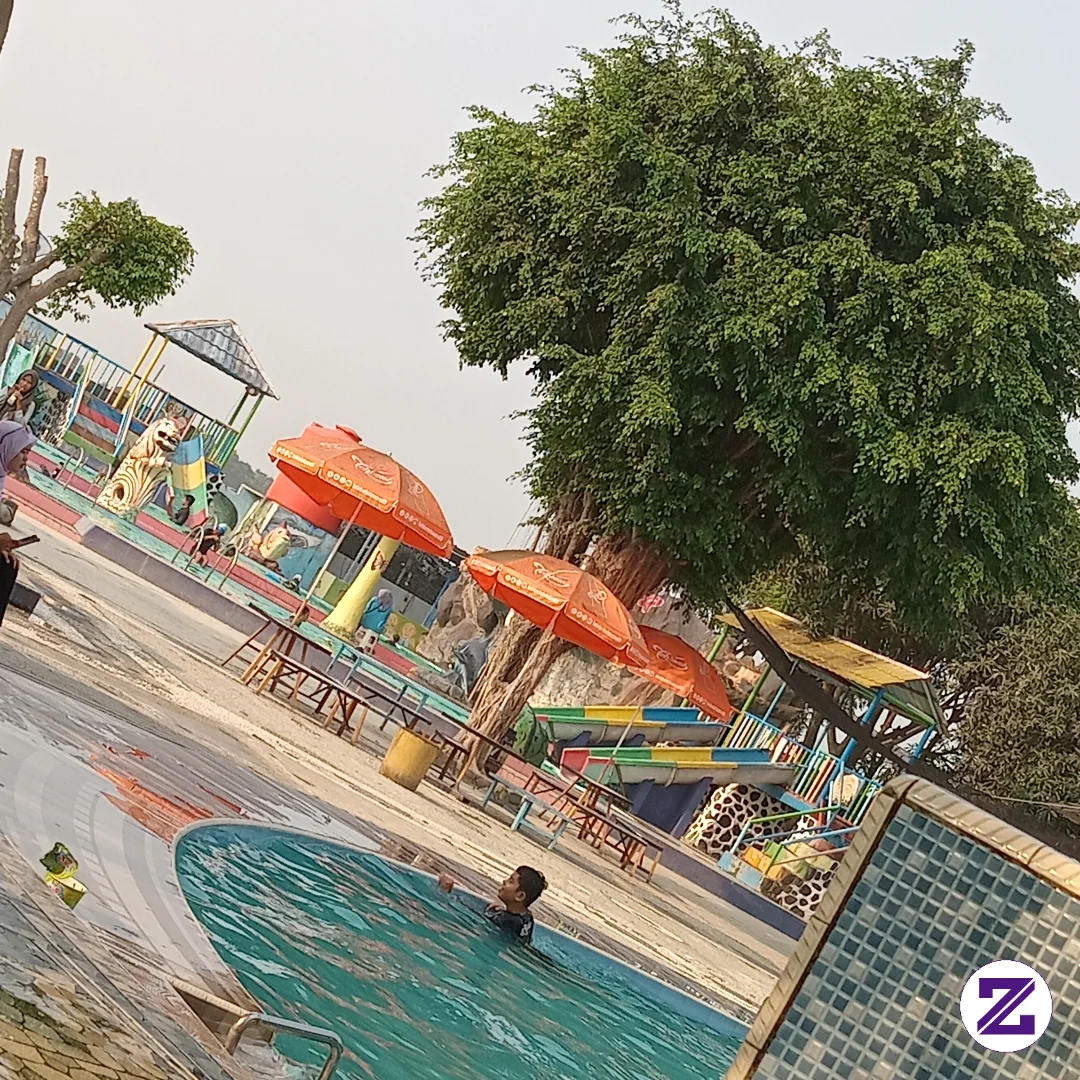 Mumpung Suami Libur Nyenengin Anak Berenang🫶