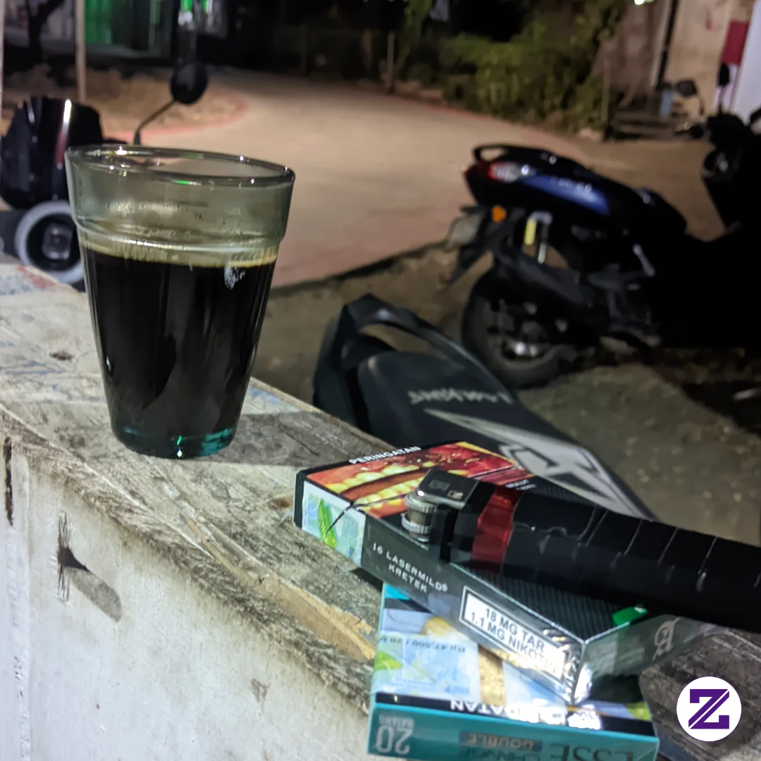 Jangan Lupa Ngopi Boloooo