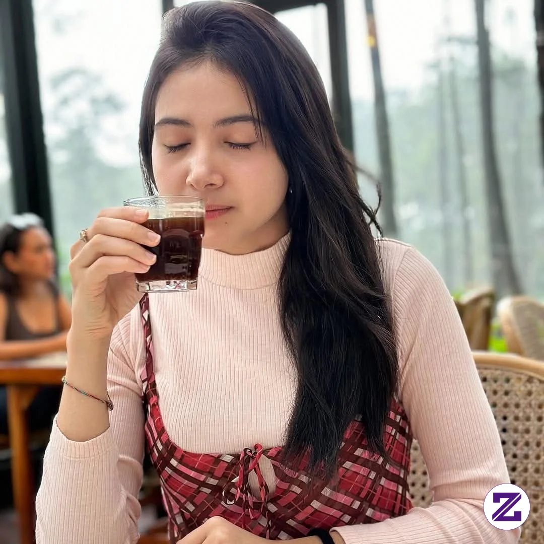 ☕🤎 Ada Ketenangan Dalam Secangkir Kopi, Ada Keindahan Dalam Kesederhanaan. Tak