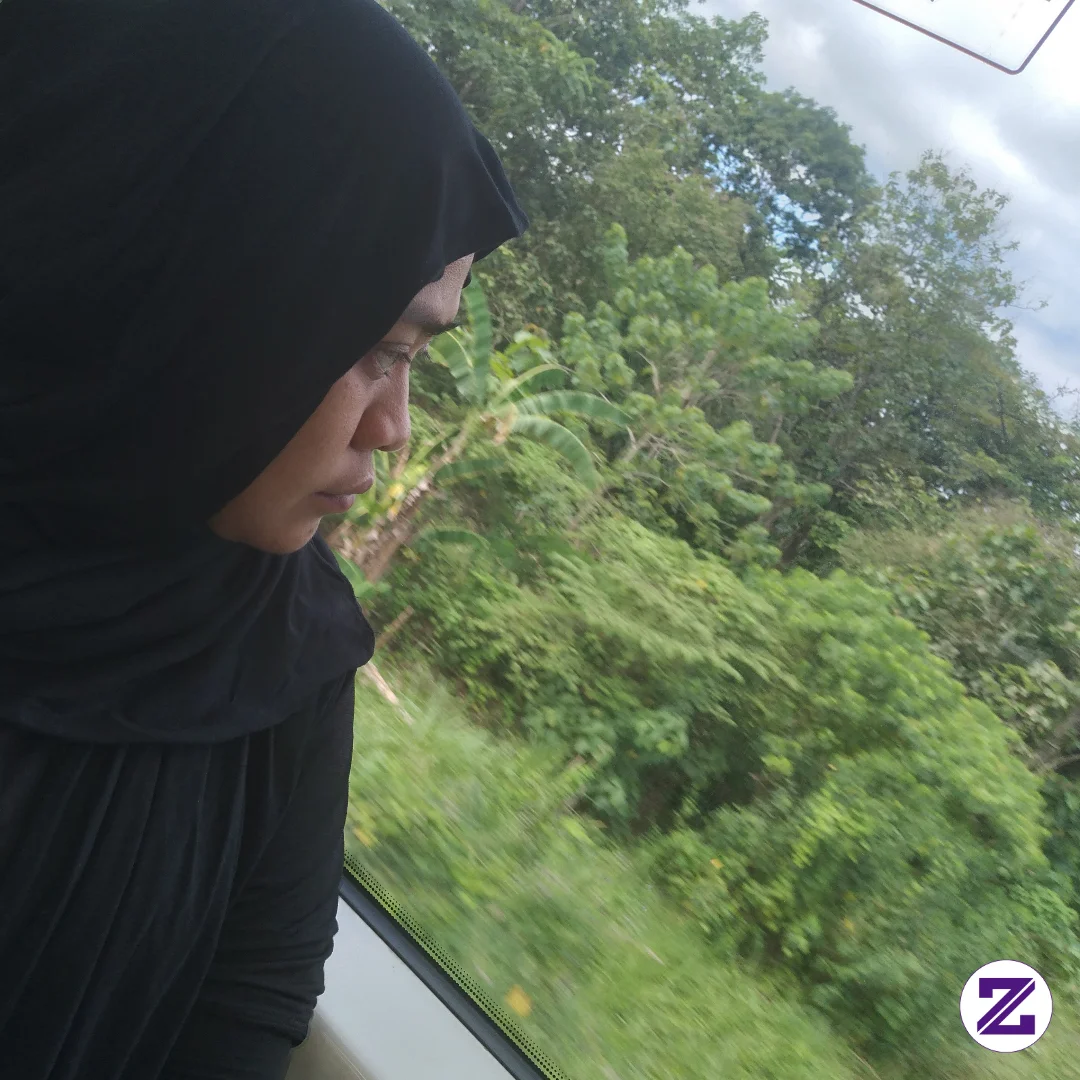 Menikmati Pemandangan Yang Indah Dari Kereta Dalam Kereta. 😇