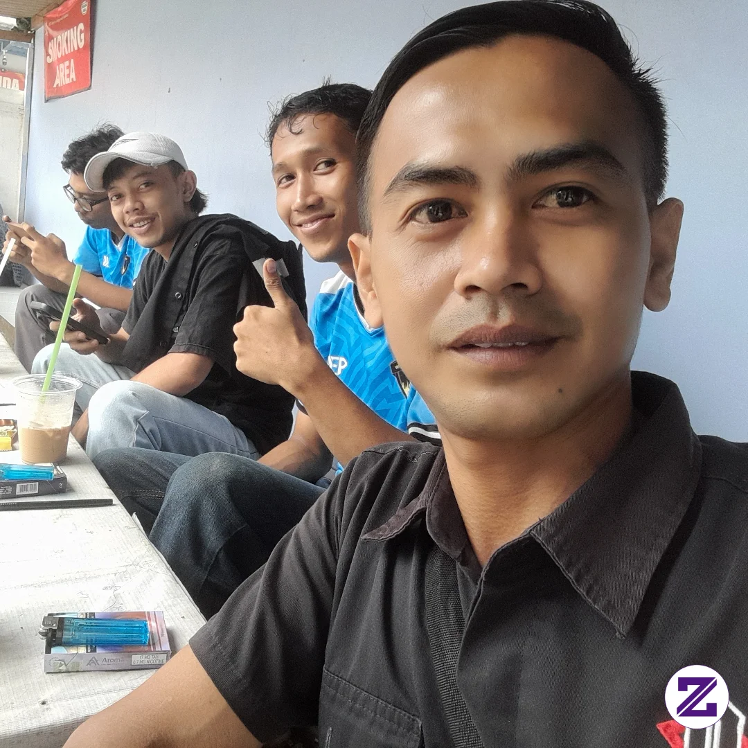 Tim Bongkar Barang.