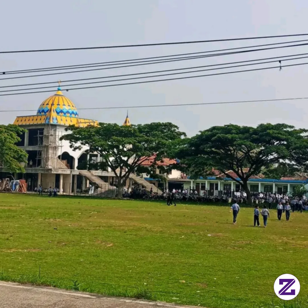 Proses Pembangunan Sebuah Masjid😊