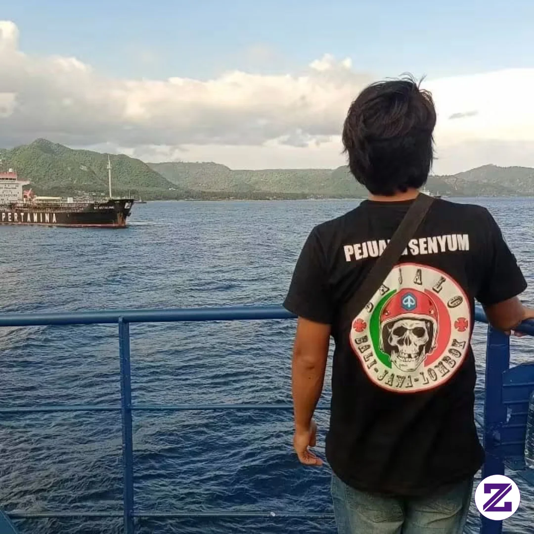 Menatap Laut, Merangkai Mimpi 🌊✨