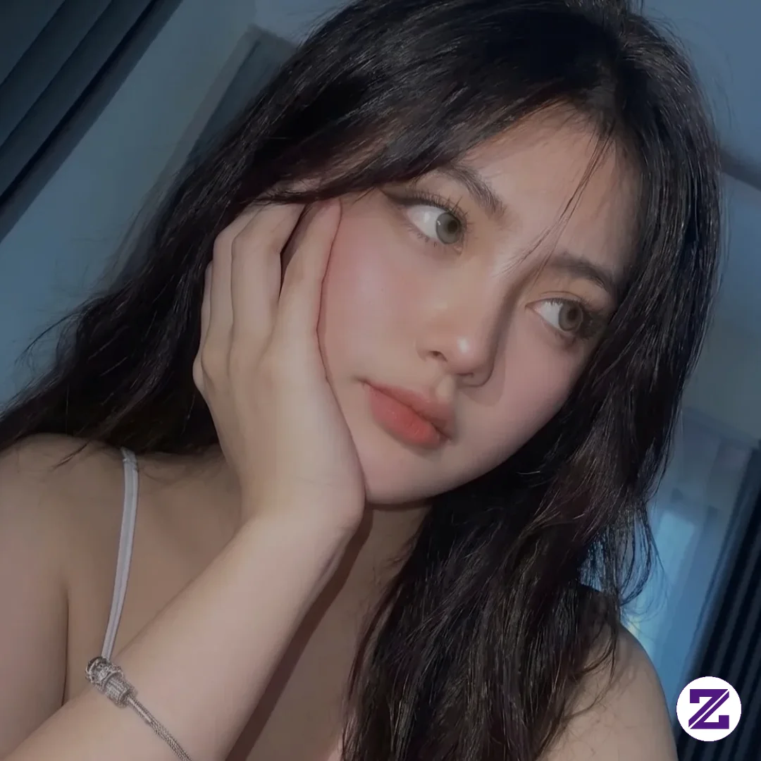LOOK AT MEE BOYS Apakah Menurutmu Aku Cantik?