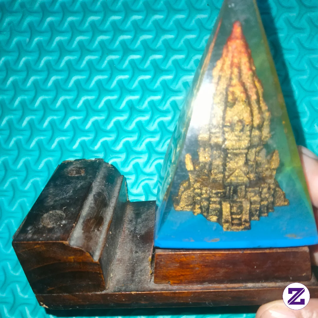 Borobudur Pen Holder Ornament Idr 75.000