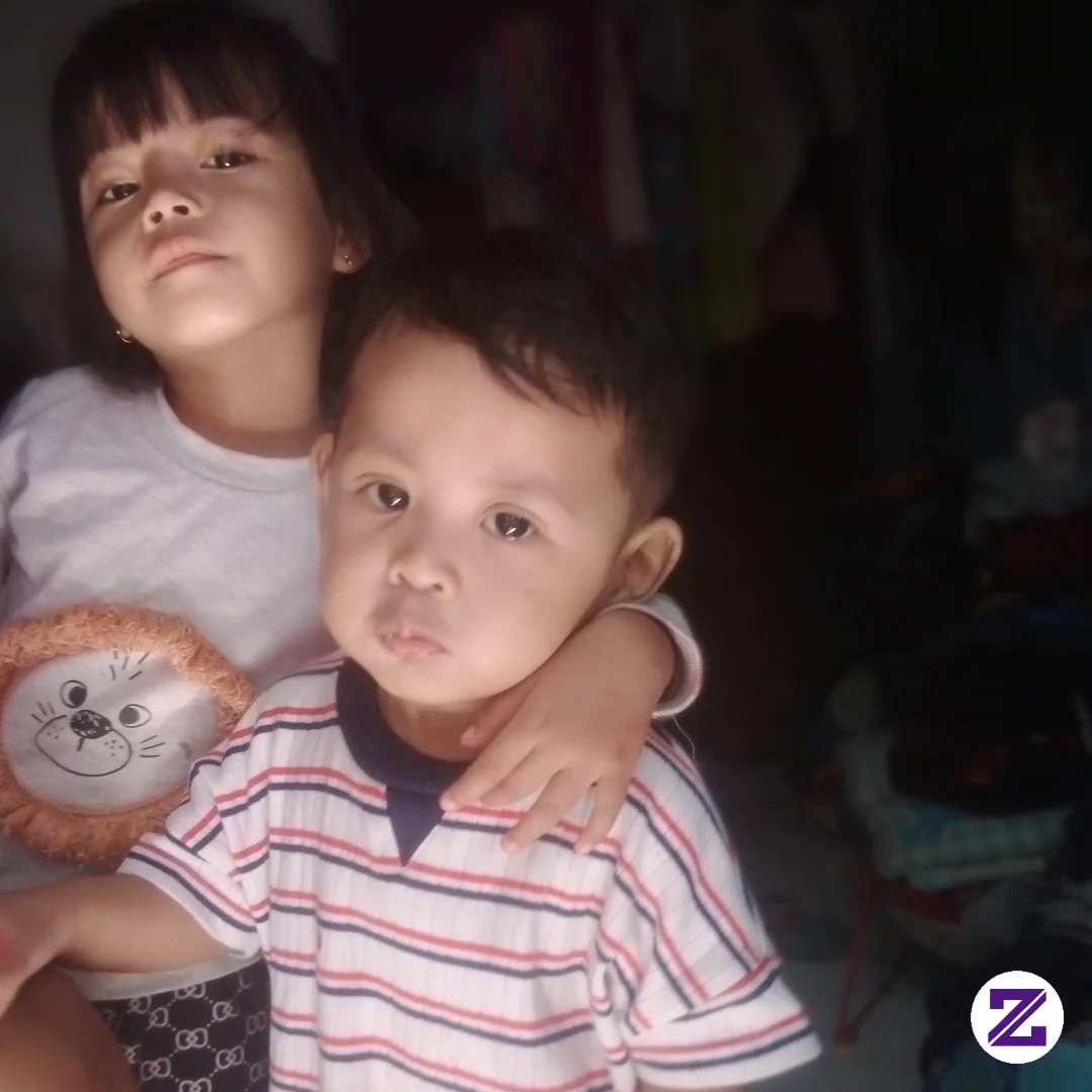 Kalo Lagi Akur Yang Bgini Gandengan .