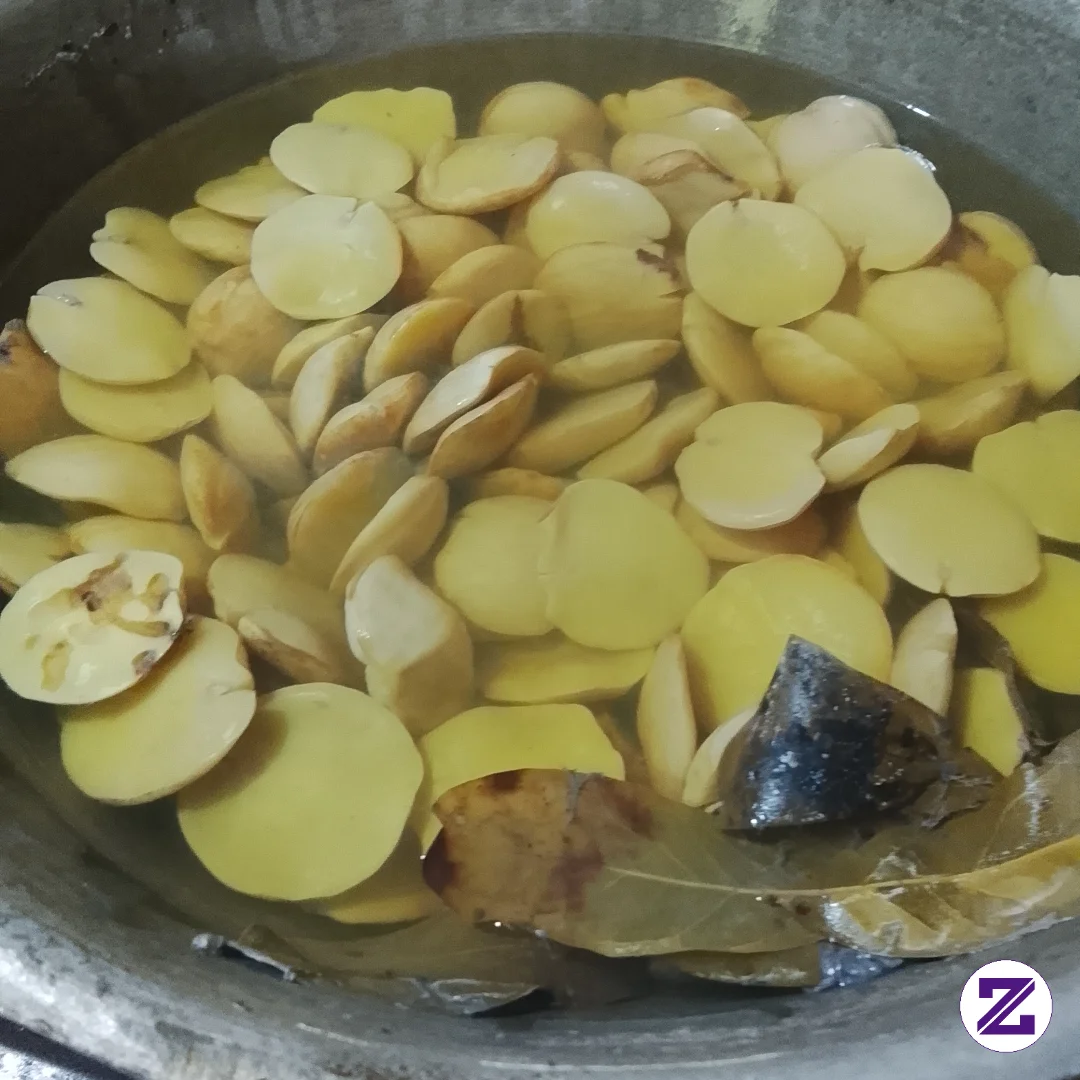 Jengkol Merupakan Makanan Yang Memiliki Bau Khasss