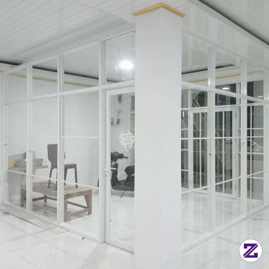 Partisi Aluminium Kaca