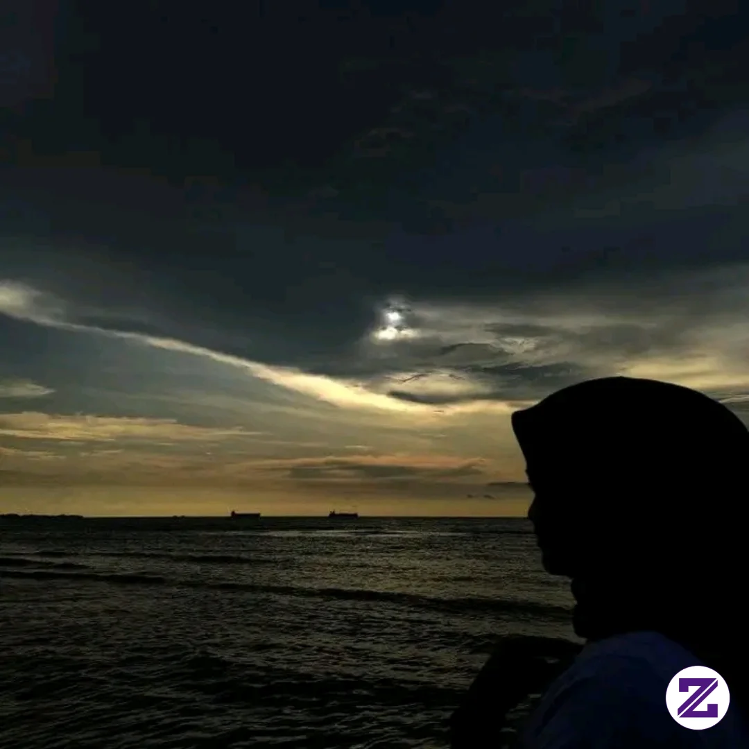 Sunset Adalah Bukti Bahwa Sebuah Akhir Bisa Menjadi Sangat Indah🌄