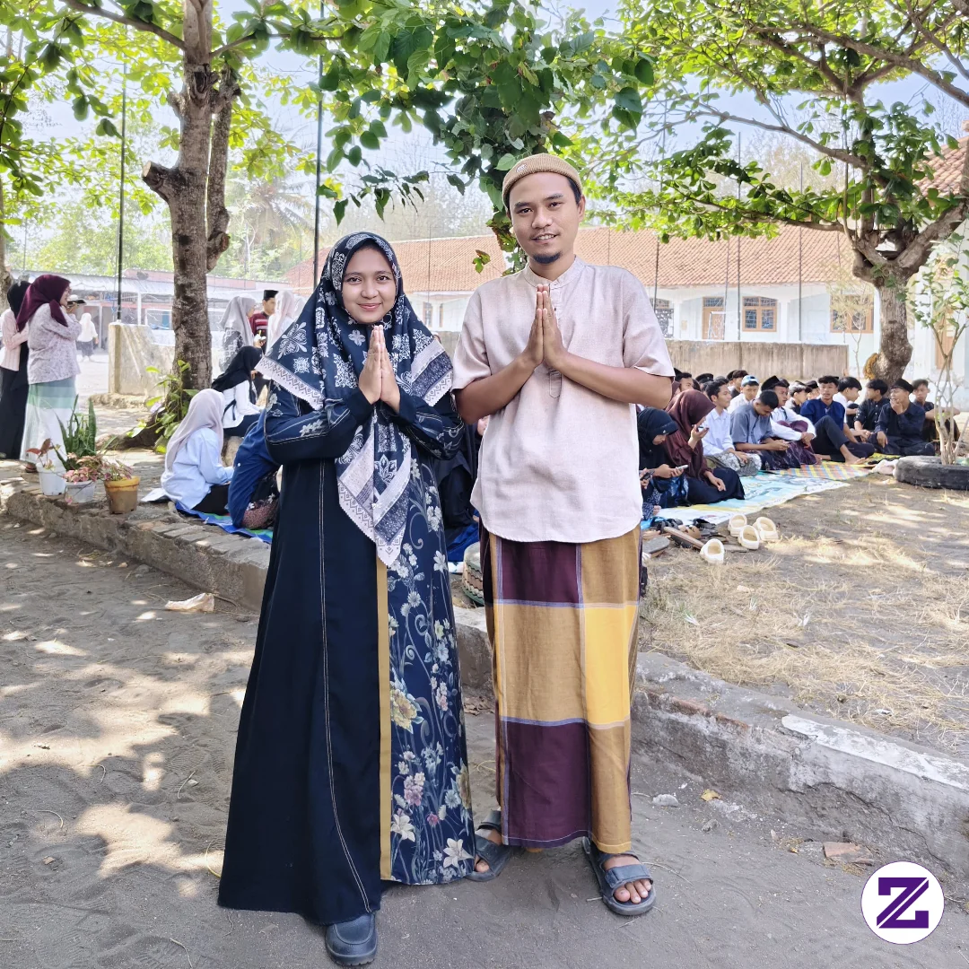 Judul: “Menjaga Adab, Menebar Berkah — Indahnya Menjadi Santri”** 🕌💚