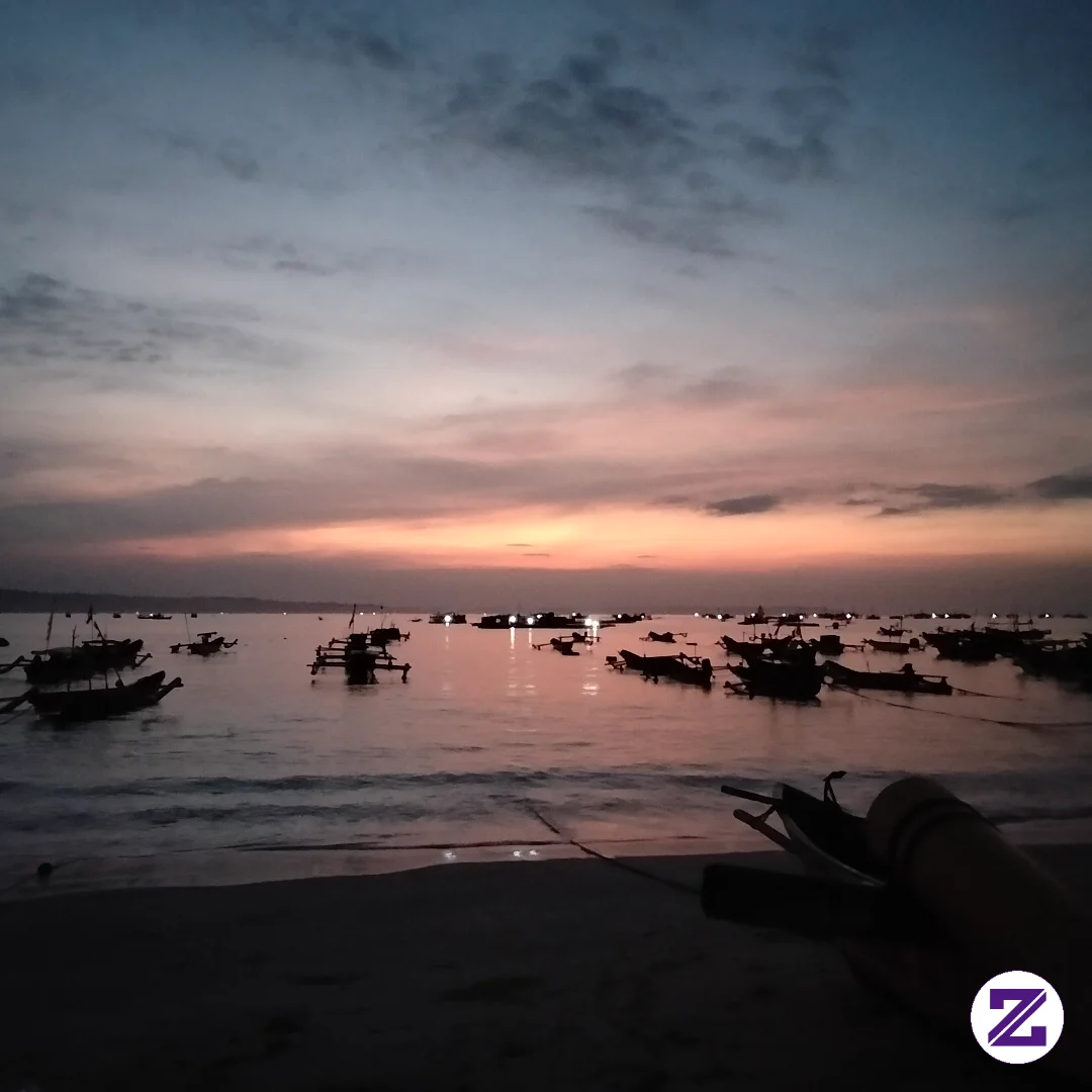 Kadang Kita Terlalu Sibuk Ngejar Hari Sampe Lupa Nikmatin Pagi Kayak Gini.