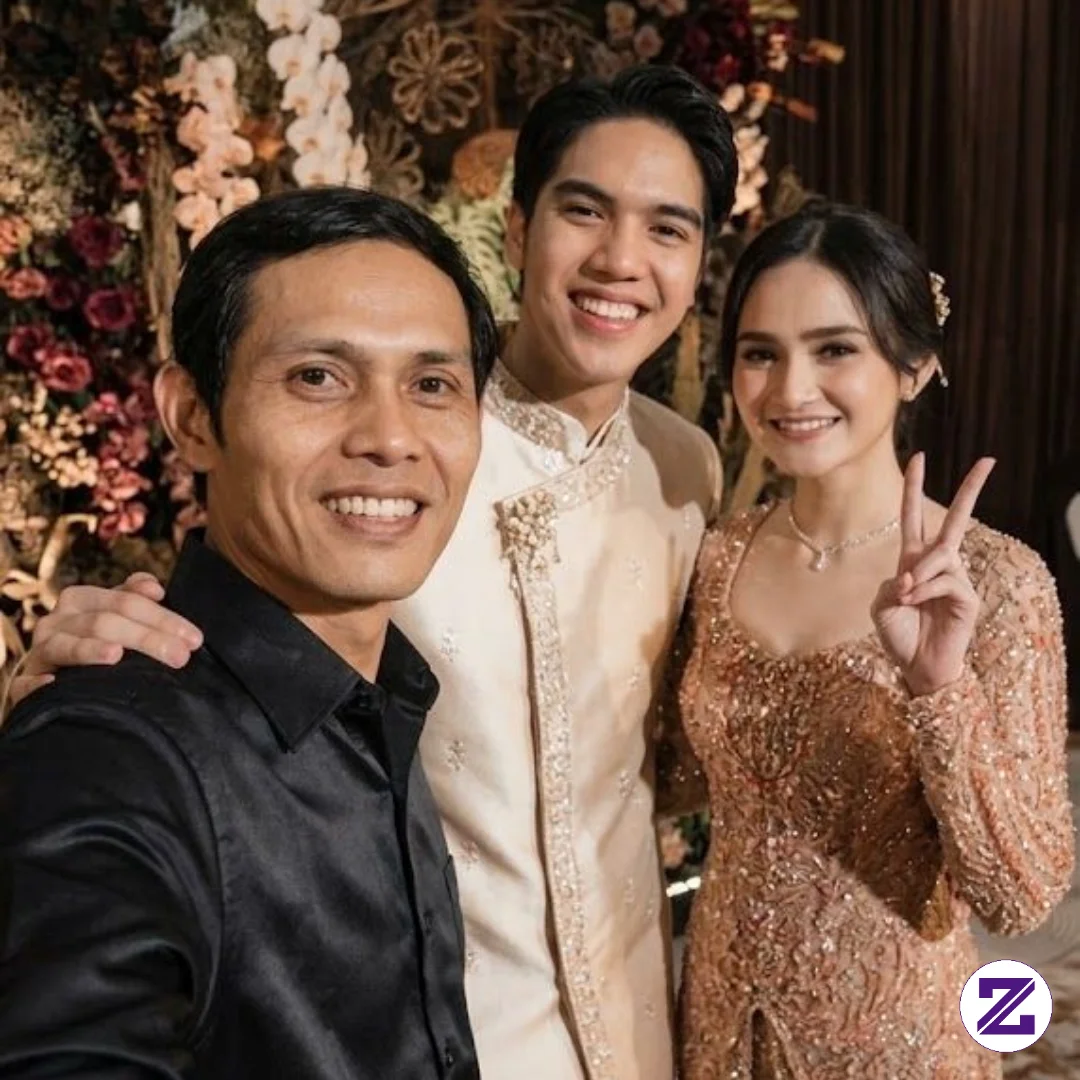 Waktu Menghadiri Undangan Pernikahan Artis