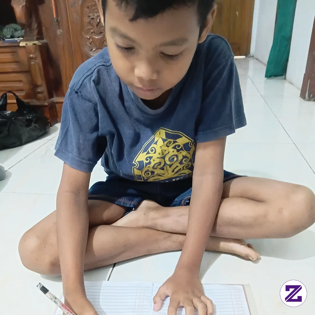 Cuman Kalian Yang Bisa Bkin Trsenyum Dan Tau Arti Kehidupan