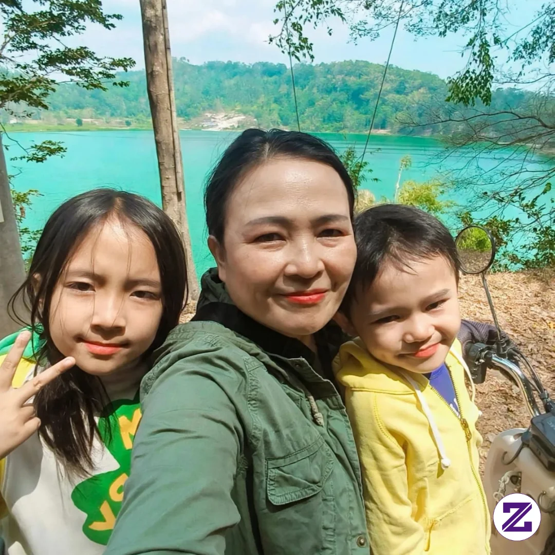 Waktu Di Pinggir Danau Linow.