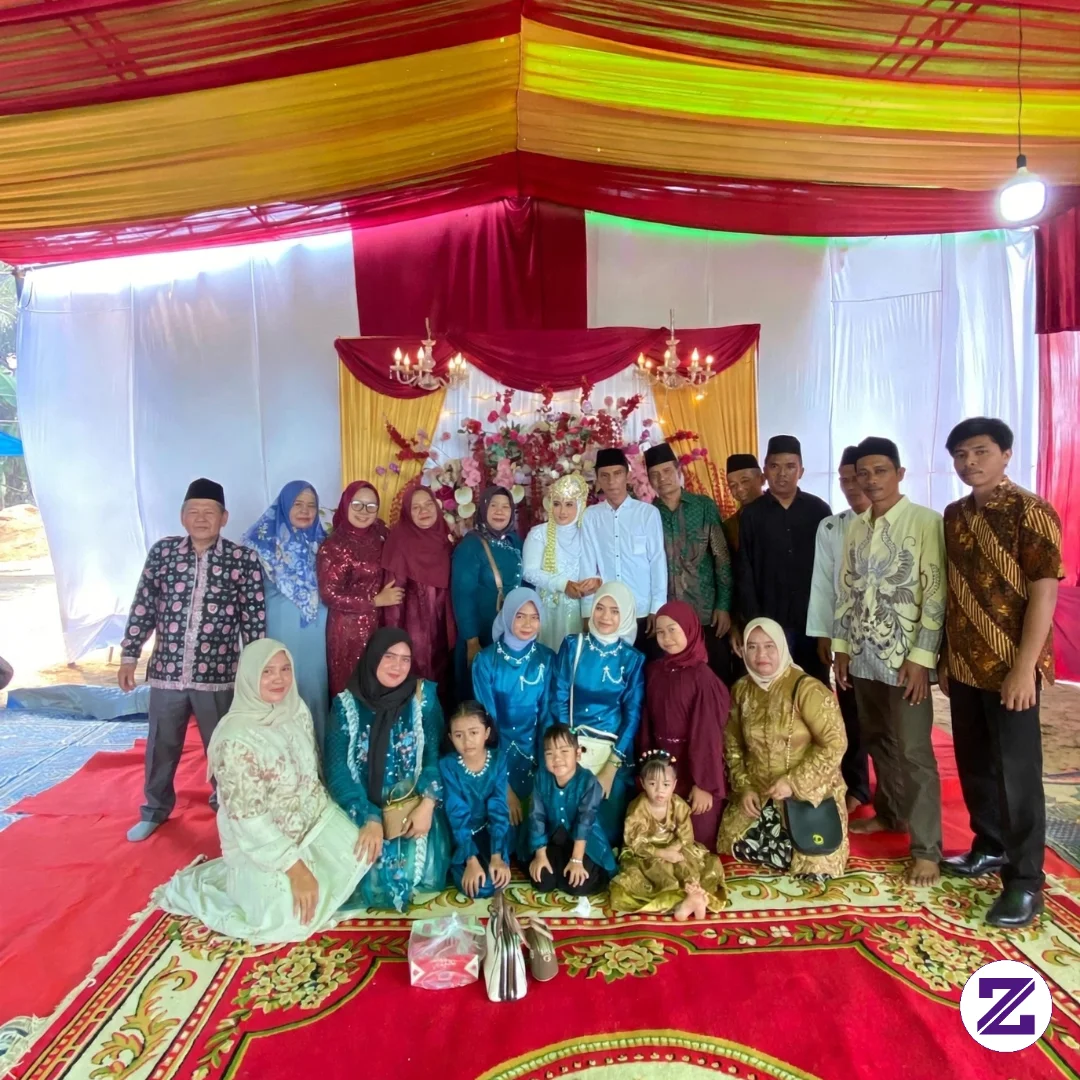 Masya Allah Almarhum Bapak Ku Pakai Batik Coklat Bisa Juga Ikut Poto Bareng Di