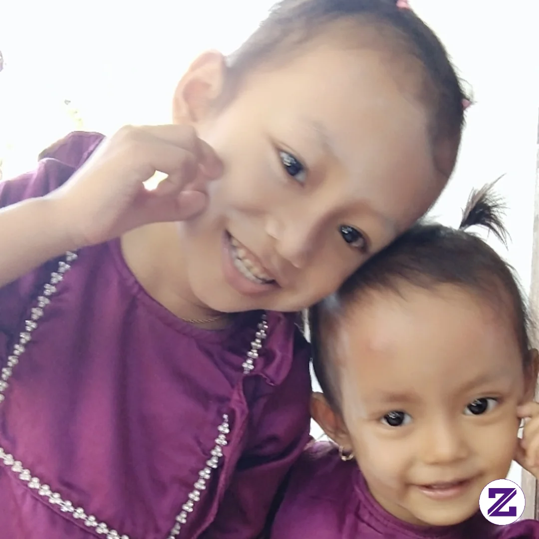 Lebih Indah Lihat Kedua Anakku Dari Pada Yg Lain