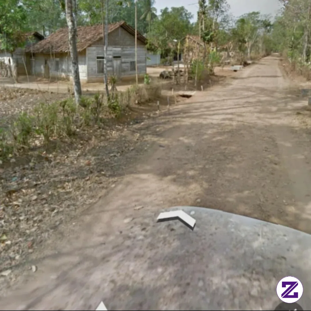 Rumah Yang Sengat Sederhana Dan Menyimpan Banyak Kenangan