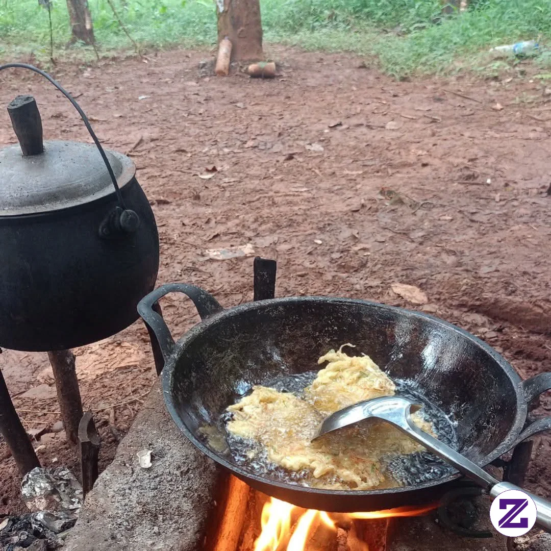 Masak Di Dalam Hutan