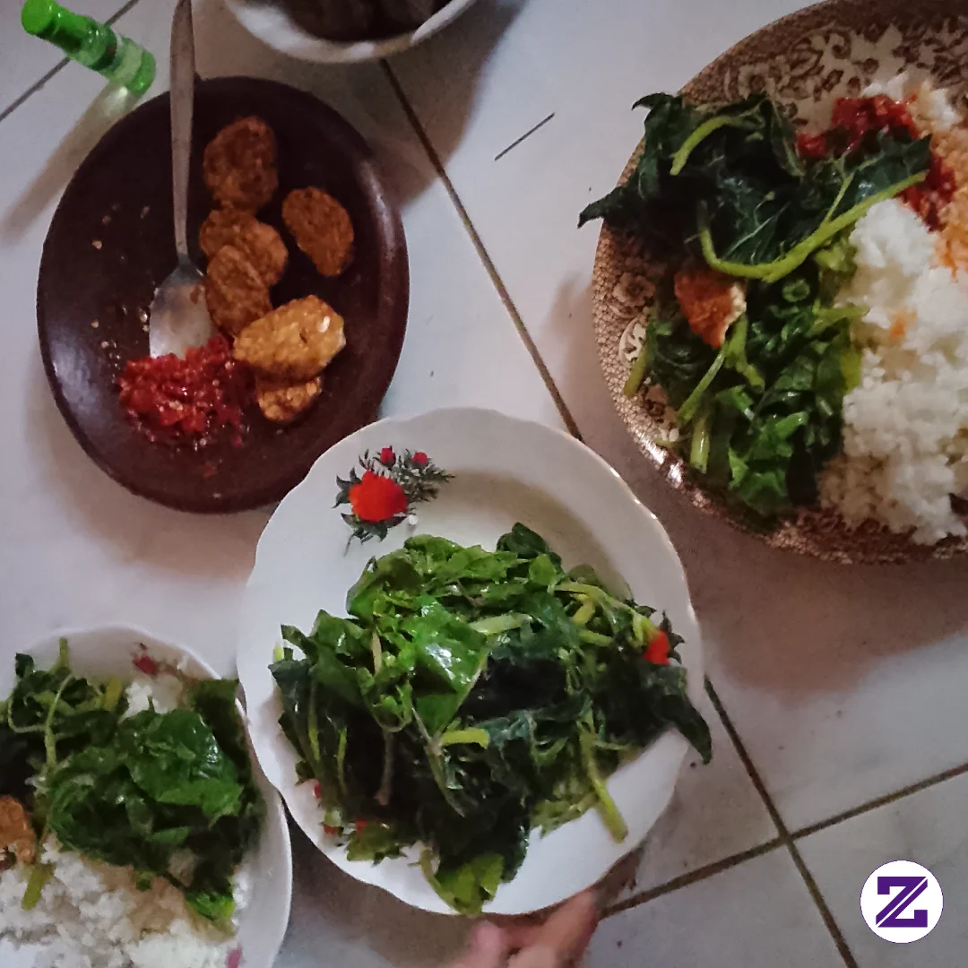 Mari Kita Makan Siang Dan Berteman Brother @zoyalink
