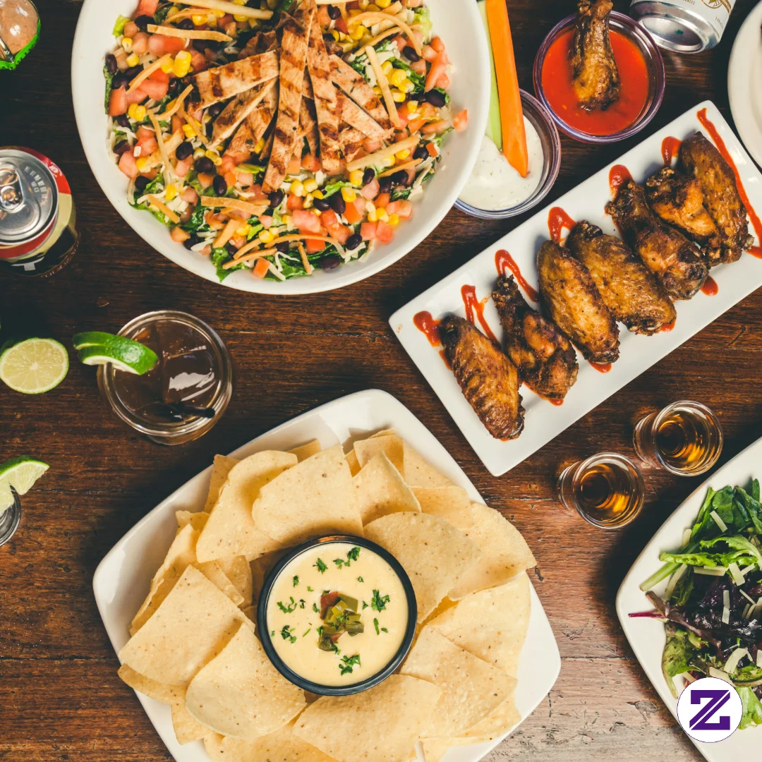 Ayam, Keripik Tortilla, Queso, Salad, Dan Minuman