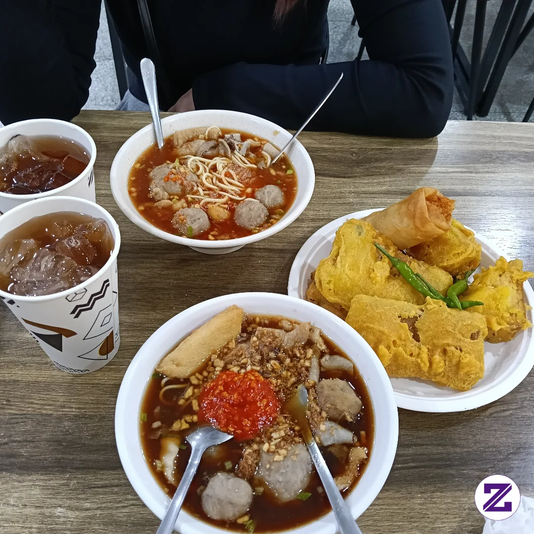 Bakso Makanan Favorit Q