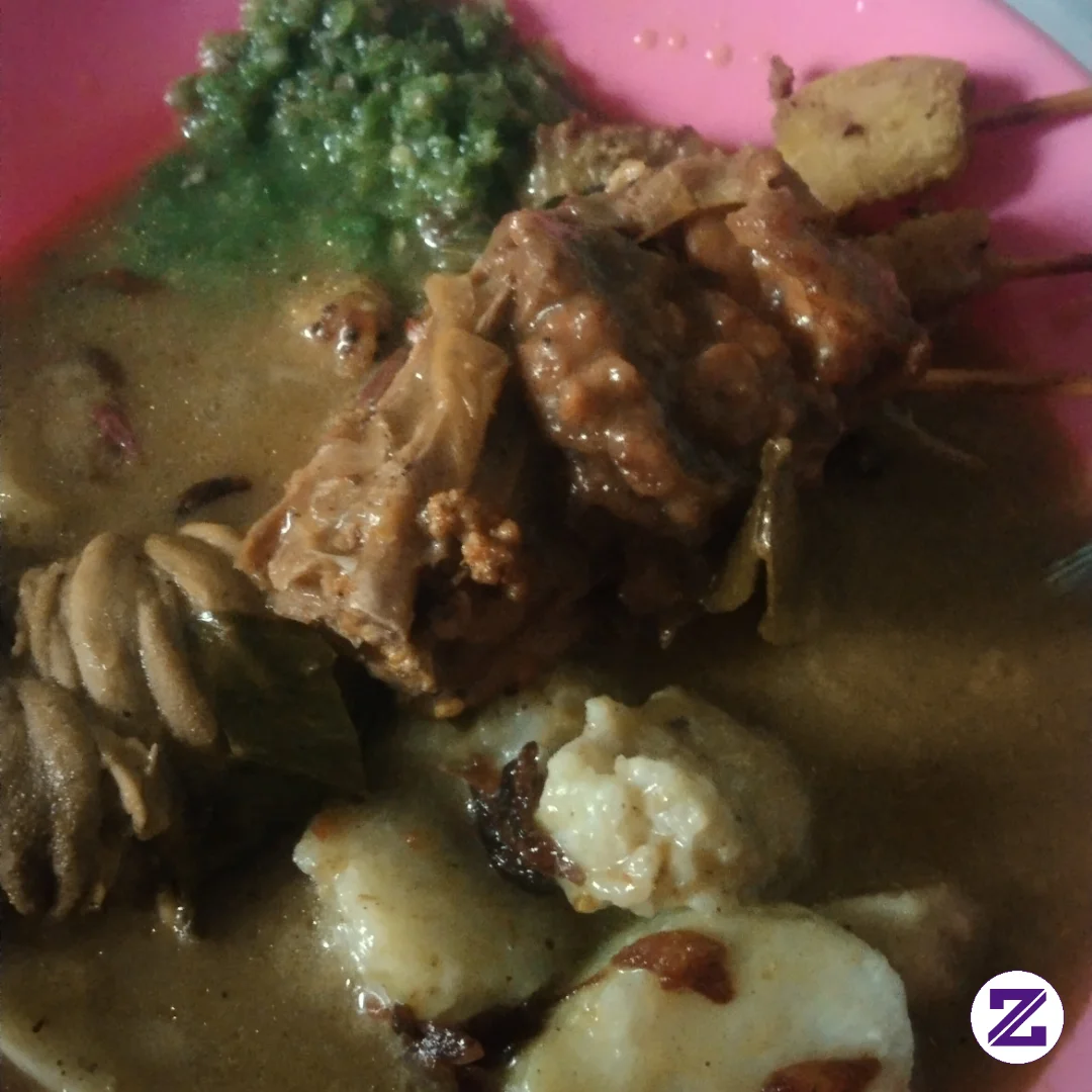 Makan Sate Eaaaaaa