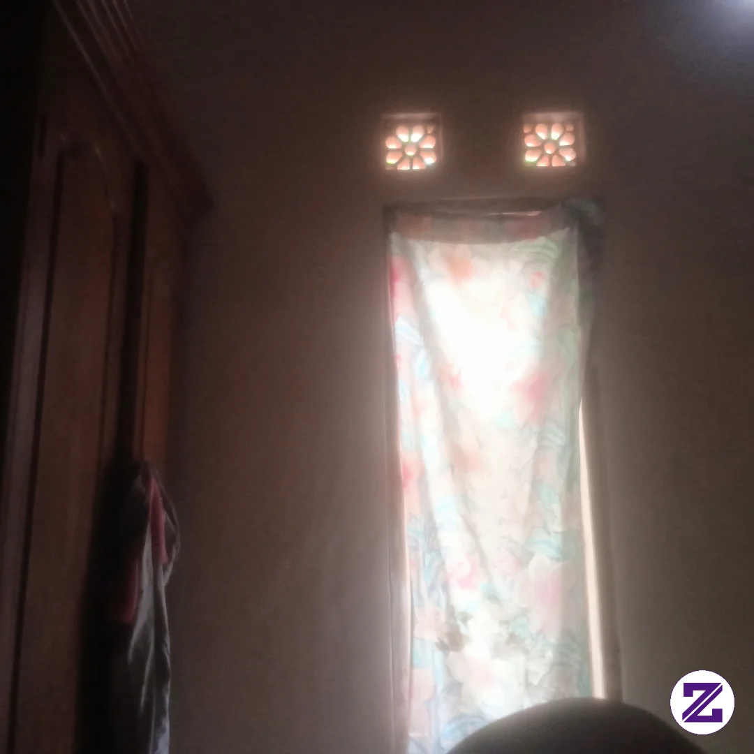 Di Kamar Aja Dulu