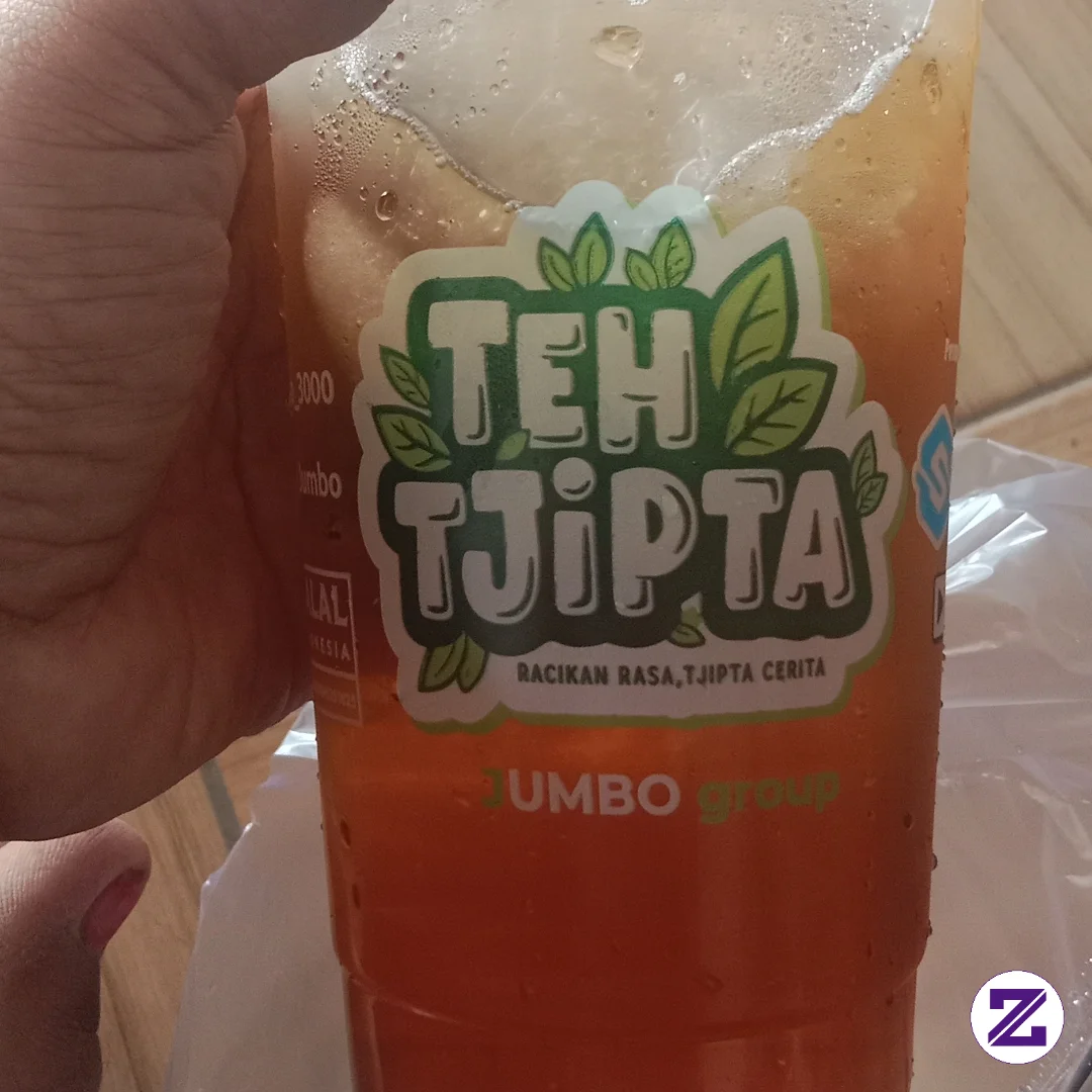 Di Segerin Dulu Sama Es Teh Jumbo