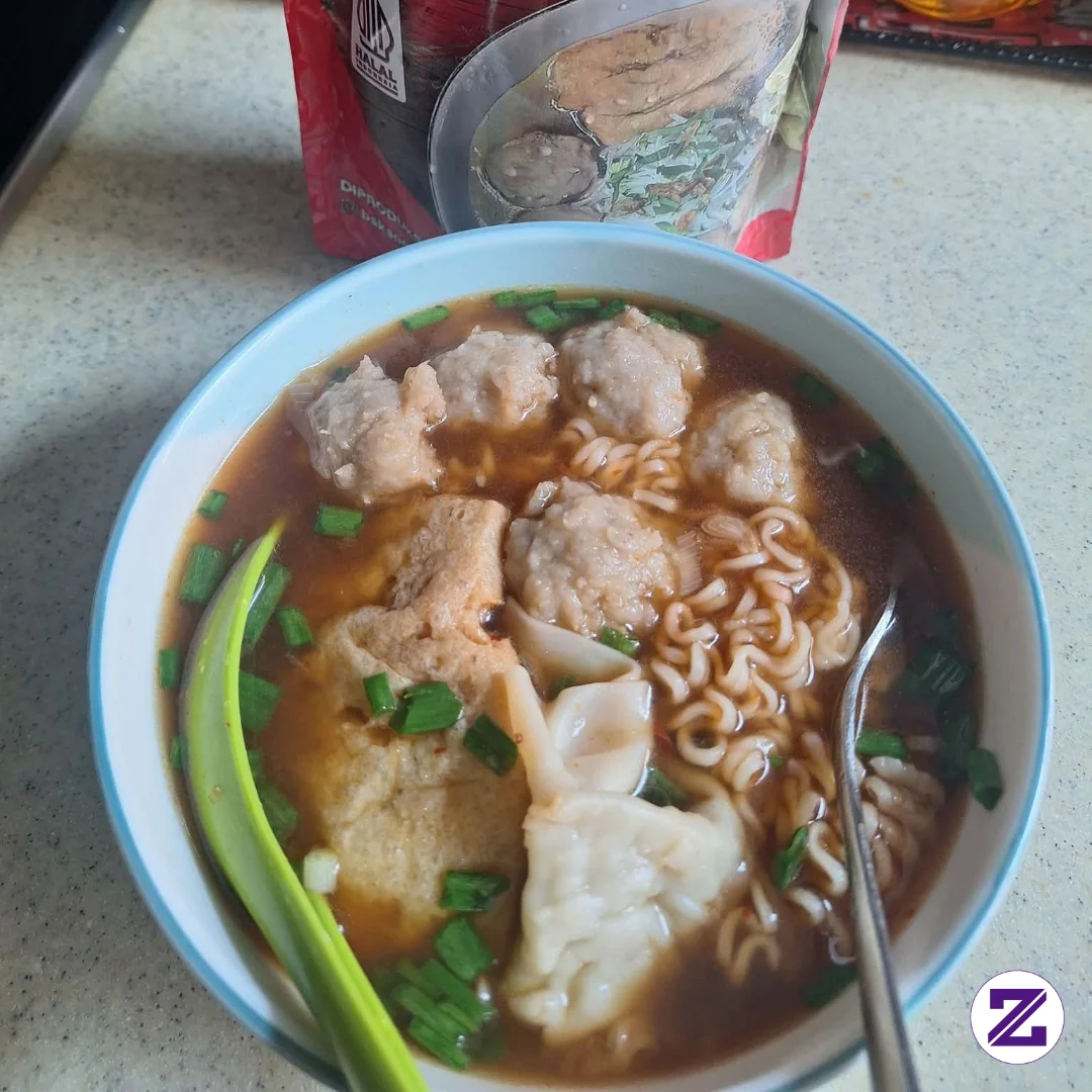 Makan Siang Dlu Gaes Biyar Kuat Menghadapi Knyataan Hidup Ini Berat😂😁#pecinta