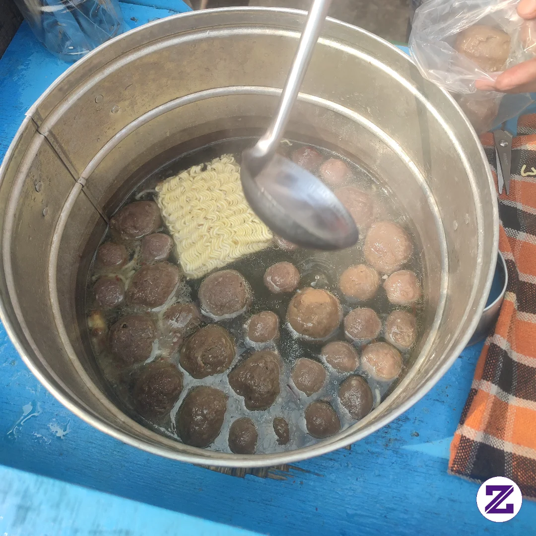 Makan Bakso Dulu Guys 🥵