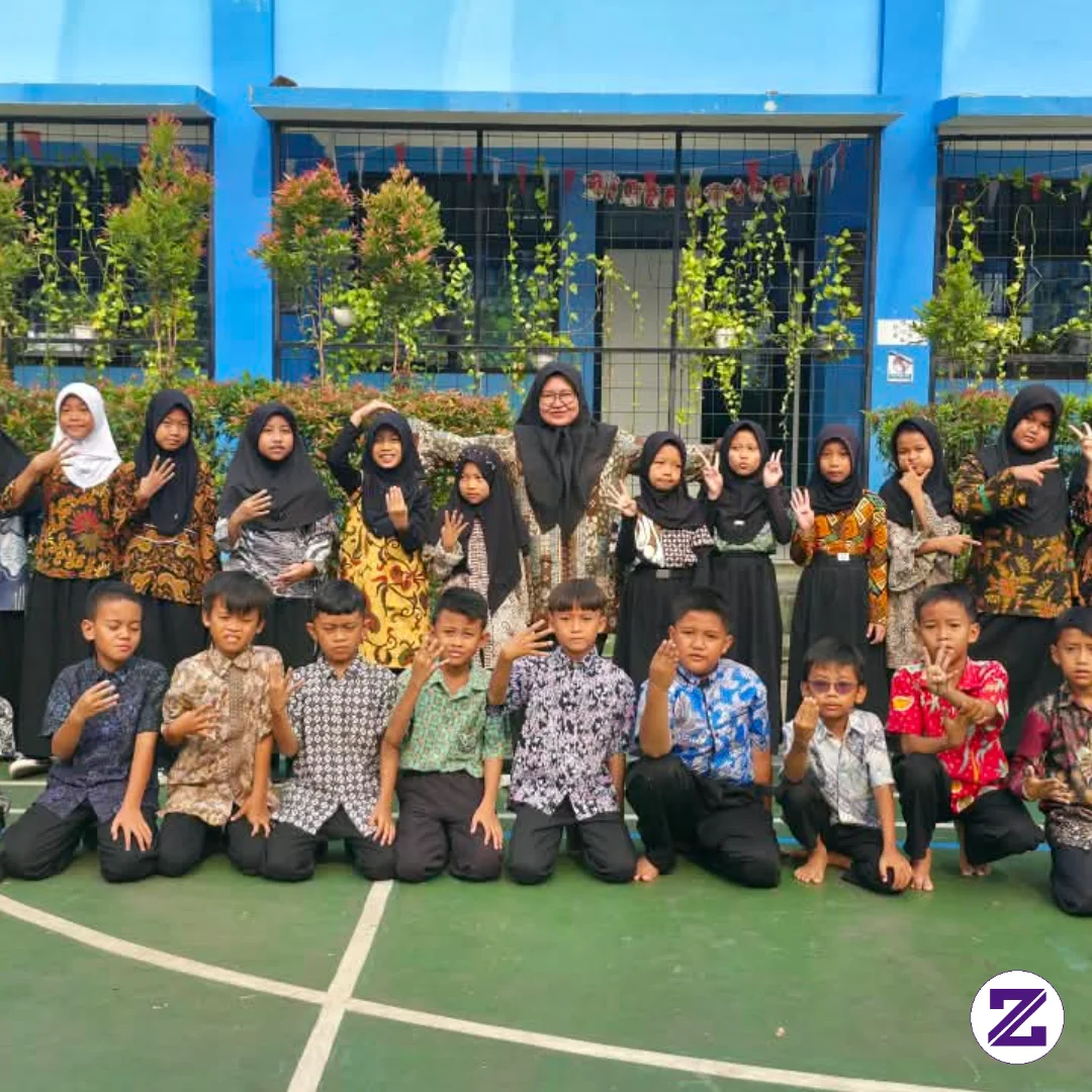 Memperingati Hari Batik Nasional