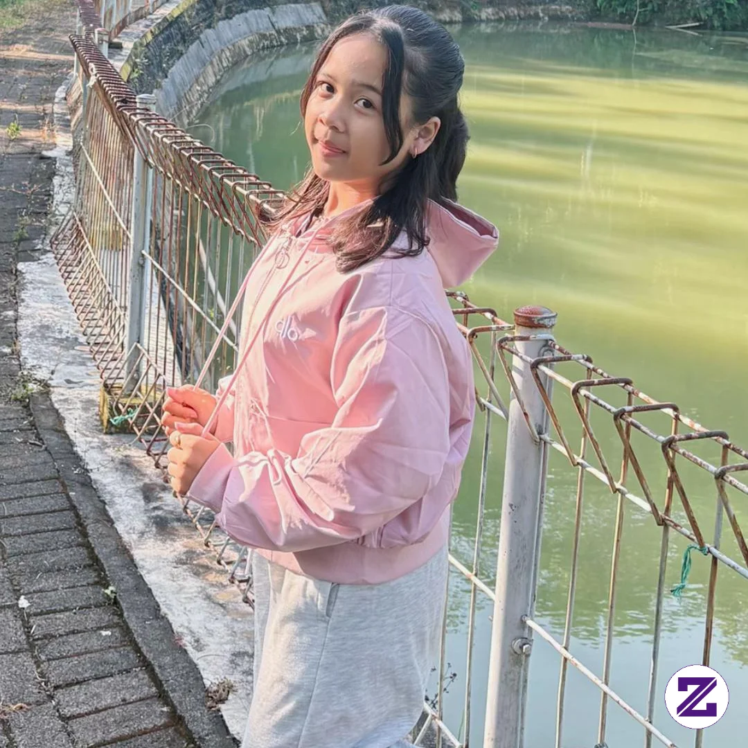 Cantik Nggak Aulia Man Teman...