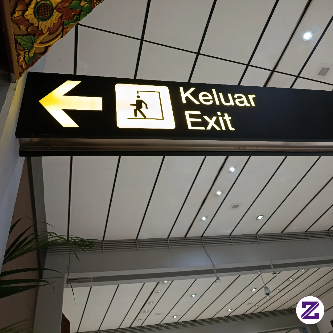 Keluar Jangan Menetap Di Hatiku
