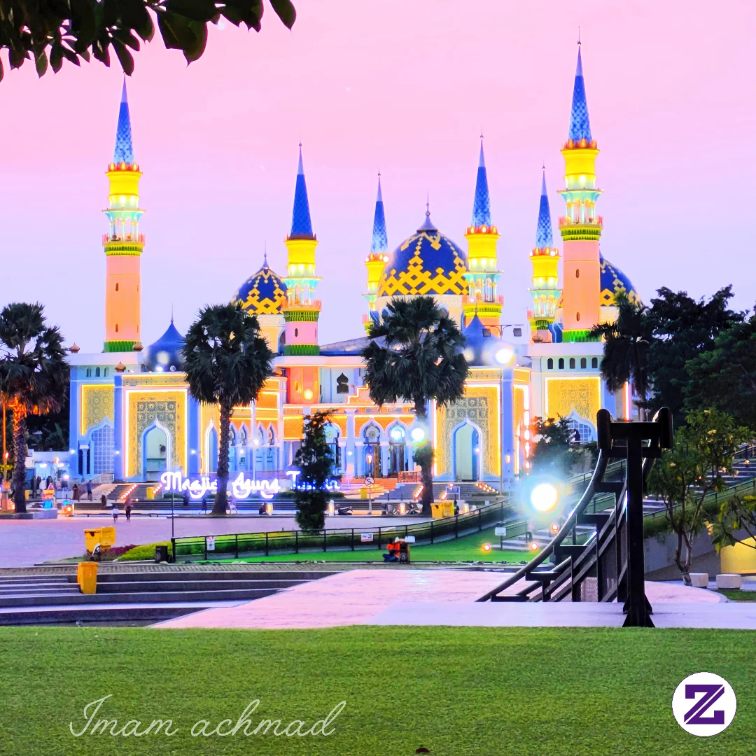 Masjid Agung Tuban Adalah Salah Satu Masjid Terindah Yang Terletak Di Tuban