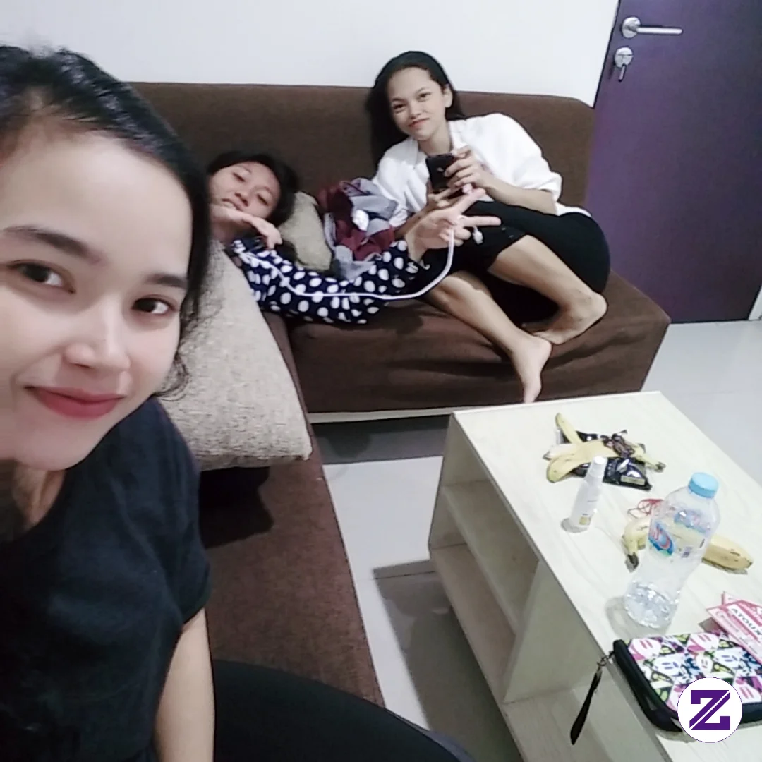 Di Senyumin Ajah,😊😊😊