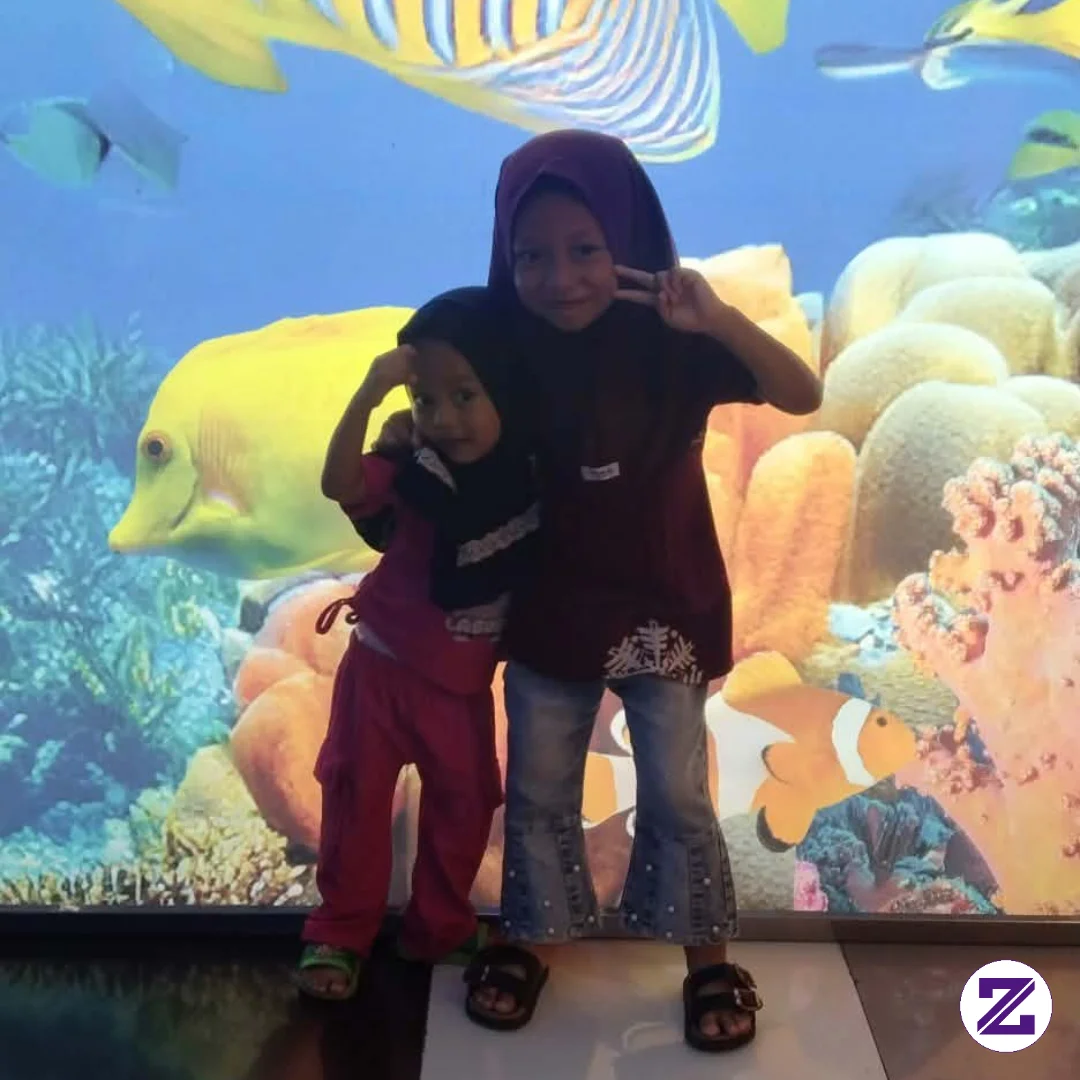 Dua Anak Perempuan