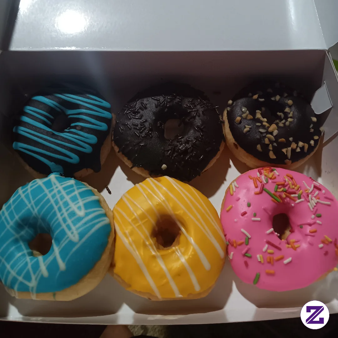 Kumpul Yuk Makan Donat Bareng-baremg Pasti Seru Nih, Pilih Warna Apa Silahkan