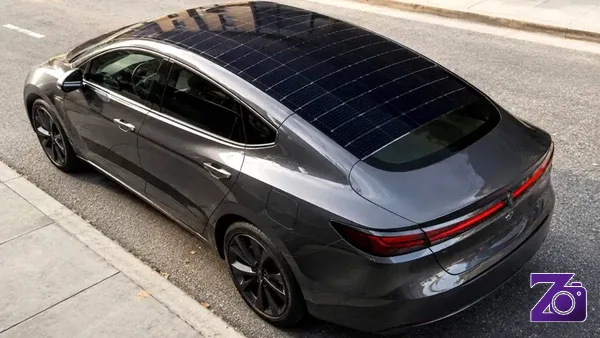 China Kembangkan Sunroof Panel Surya untuk Membantu Mengisi Daya Mobil Listrik