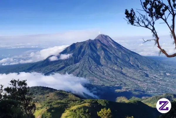 Fakta Gunung Merbabu, Punya Padang Sabana yang Memukau