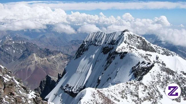 Fakta Puncak Jaya, Salju Abadi dan Impian Tertinggi Pendaki di Tanah Papua