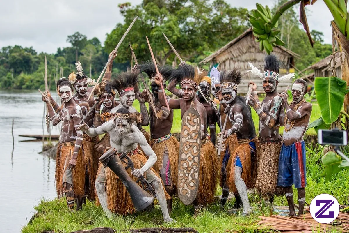 Fakta Sejarah Suku Asmat, Mahakarya Seni Ukir dan Penjaga Belantara Papua