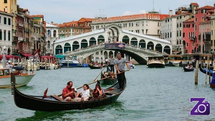 Mengapa Kota Venesia Dibangun di Atas Ratusan Pulau?